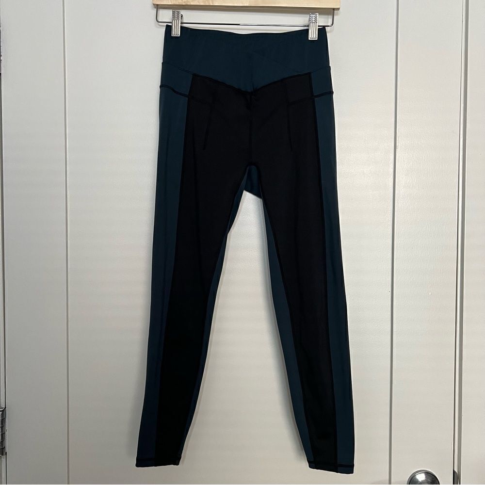 Free People Movement Leggings Sz S Black Blue Colorblock Gym Yoga Workout